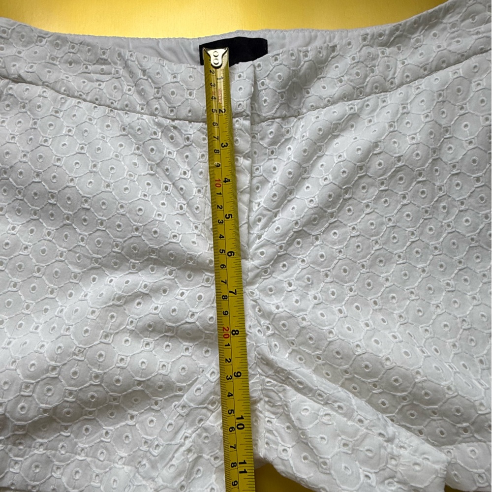 Cynthia Rowley White Cotton Eyelet Shorts size 8 Summer Chic - Picture 12 of 14